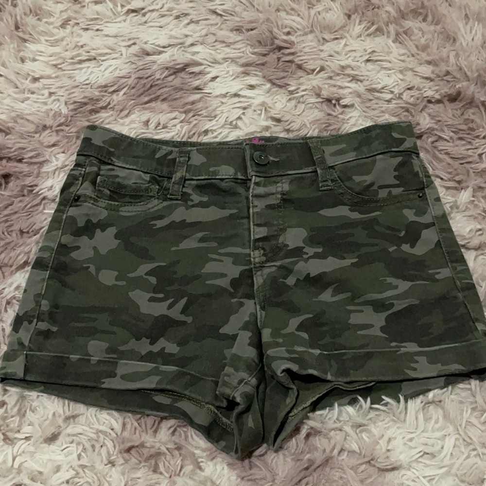 Camo Girls Shorts